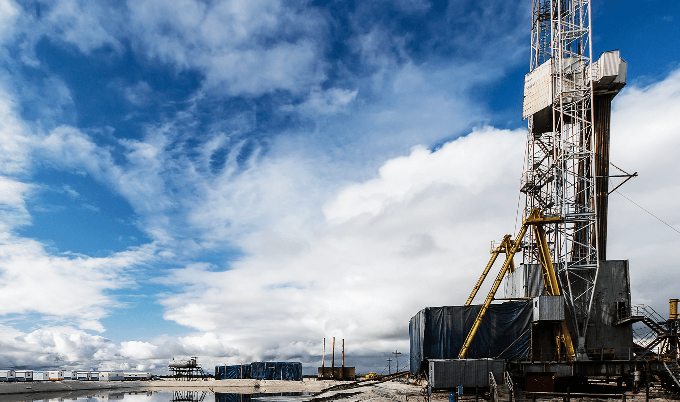 Mobile surveillance trailer Houston Texas oil gas construction
